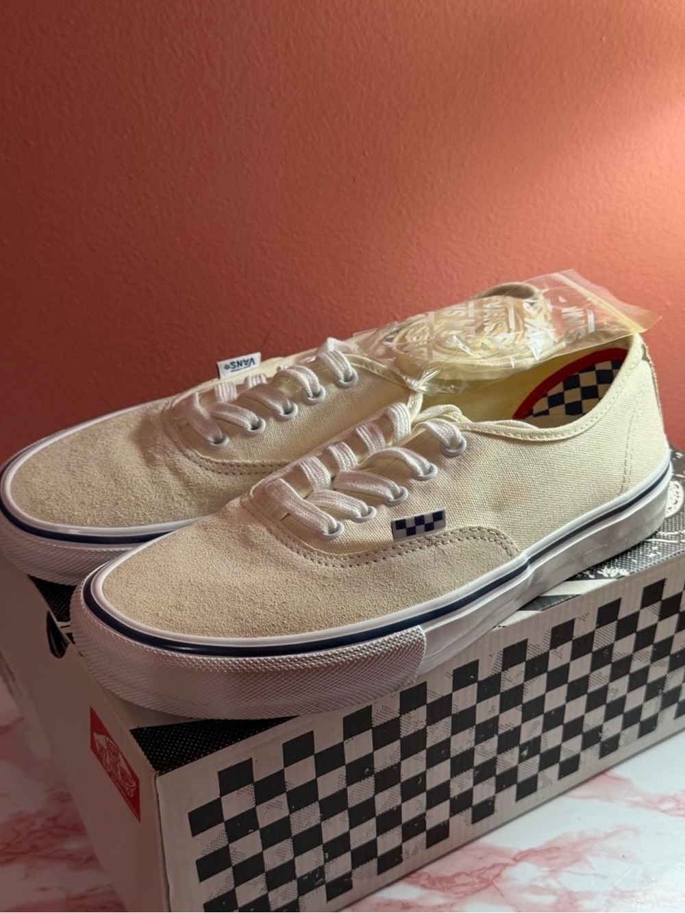 Vans Authentic Low Top Sneakers - Off-White